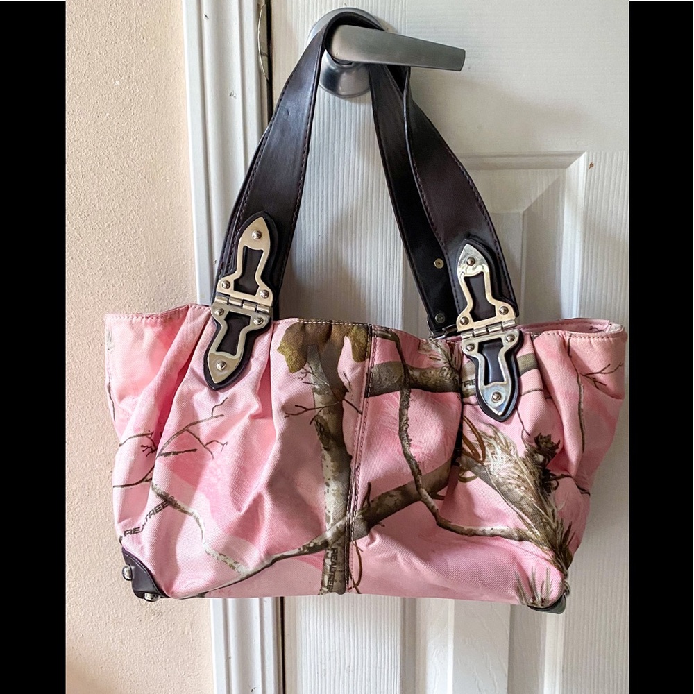 Pink realtree camo purse 🤎💕